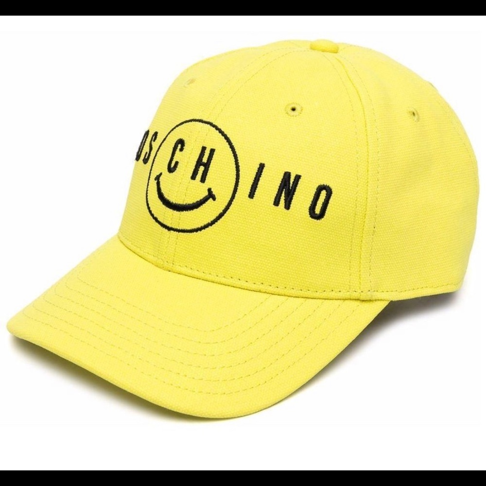 Moschino hat